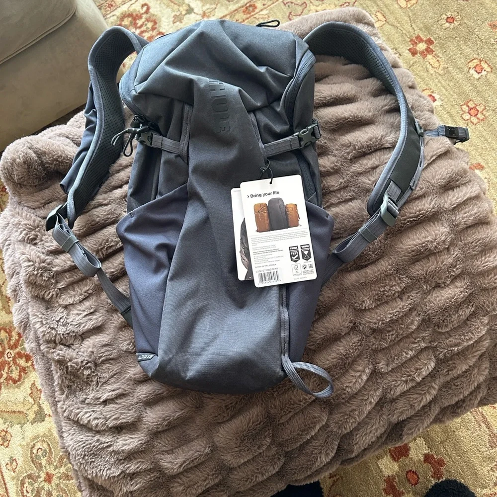 Thule Charcoal Men's Backpack - Picture 7 of 9